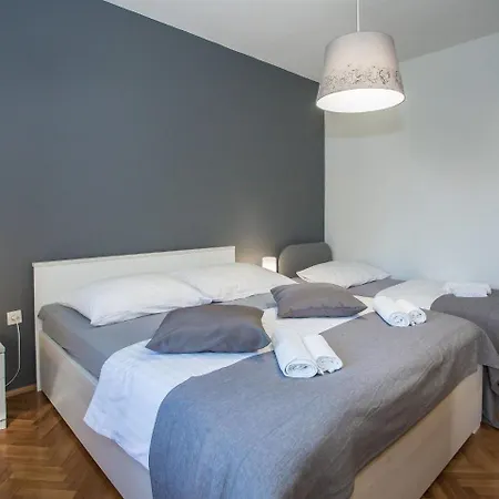 Villa Spacious With Private Swimming Pool In Labin Raša