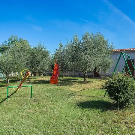 Spacious With Private Swimming Pool In Labin * Raša