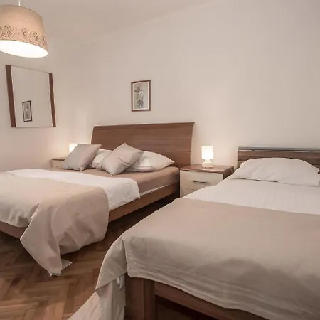 Villa Spacious With Private Swimming Pool In Labin *